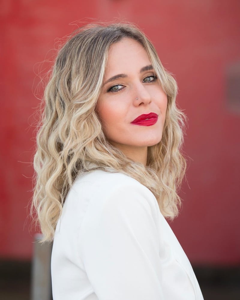 Ambra (la moglie di mike_showsha
 #80057671