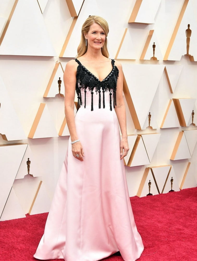 Oscars 2020 Red Carpet #106151298