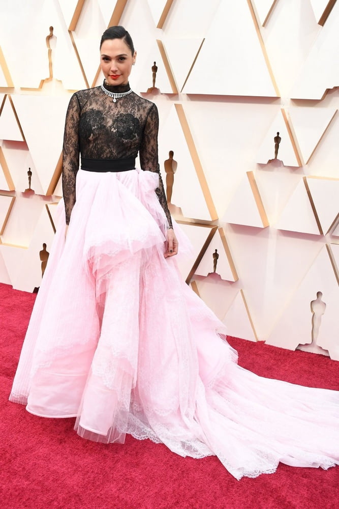 Oscars 2020 Red Carpet #106151330