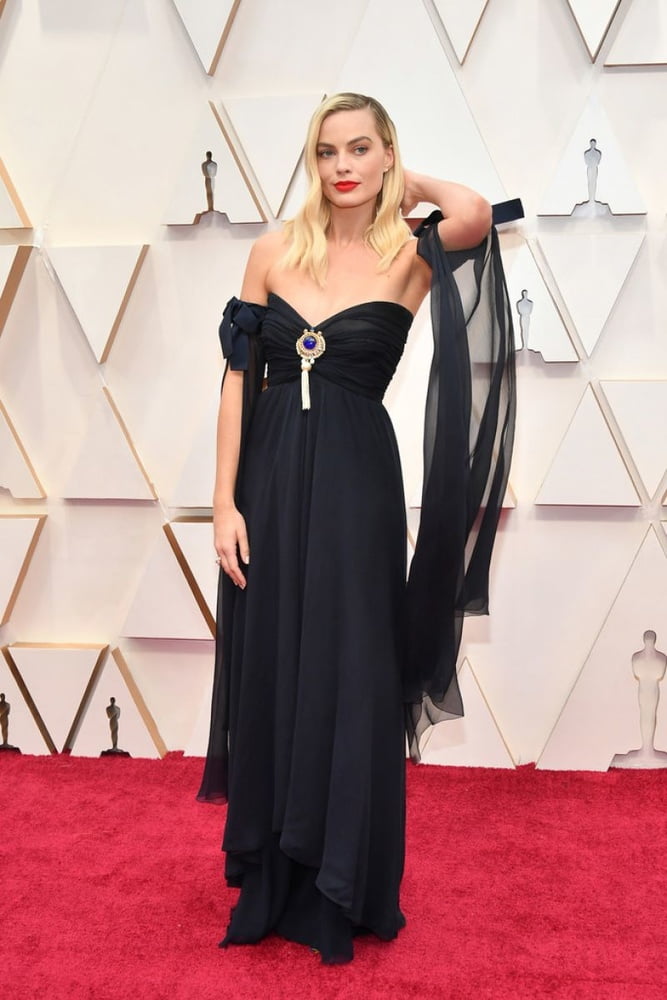 Oscars 2020 Red Carpet #106151346