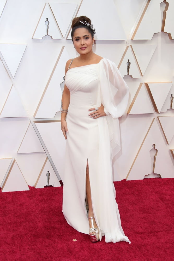 Oscars 2020 Red Carpet #106151394