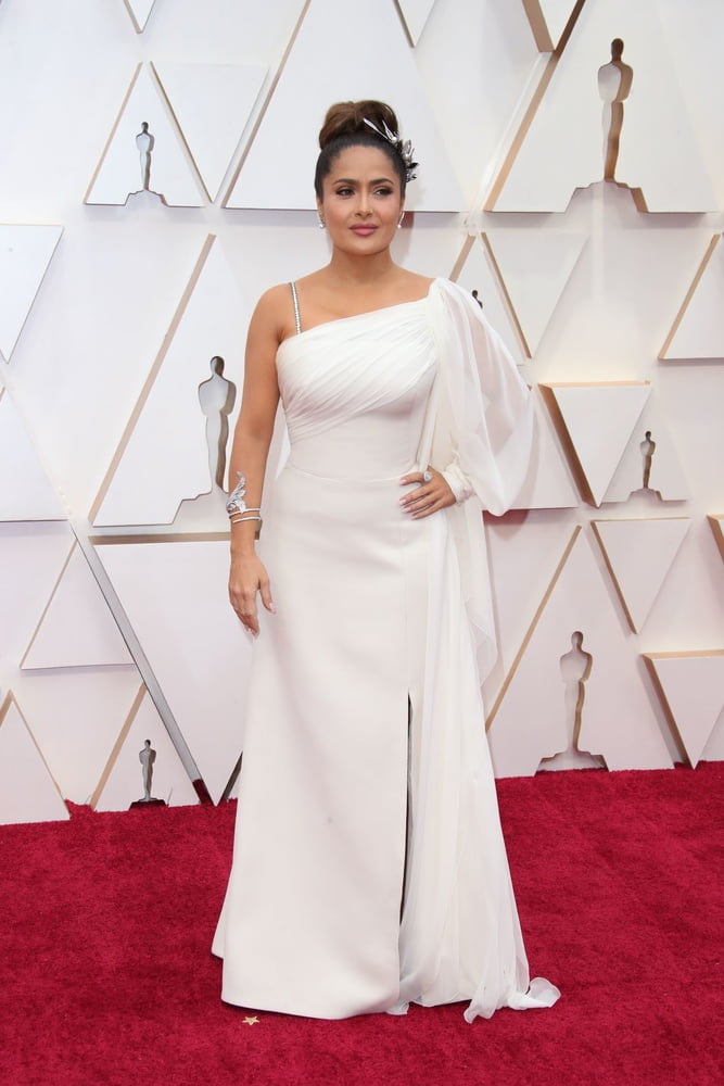 Oscars 2020 Red Carpet #106151395
