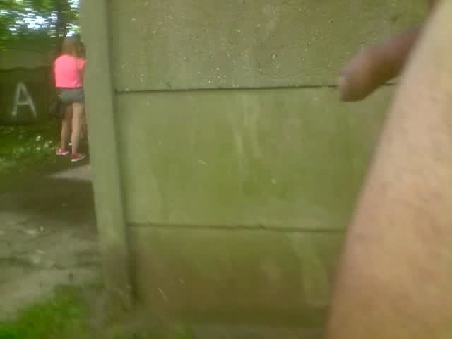 Dziewczyny na osiedlu
 #88521993