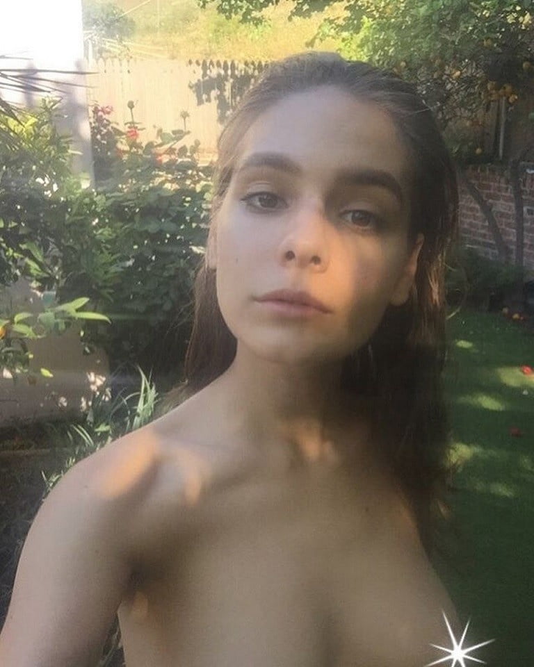 Caitlin stasey tutte le foto
 #103218168