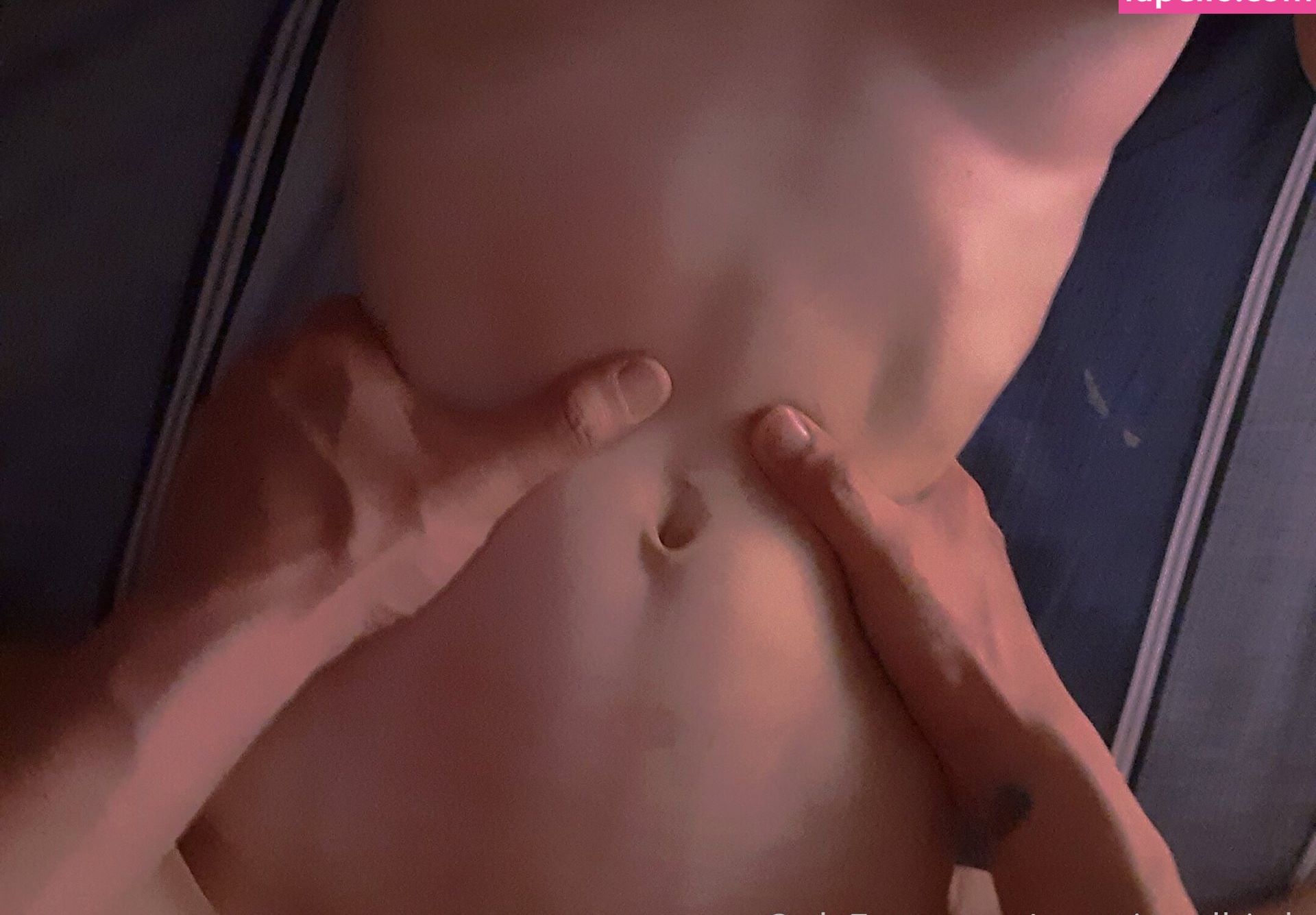 EmotionalBirdy desnuda #108892355