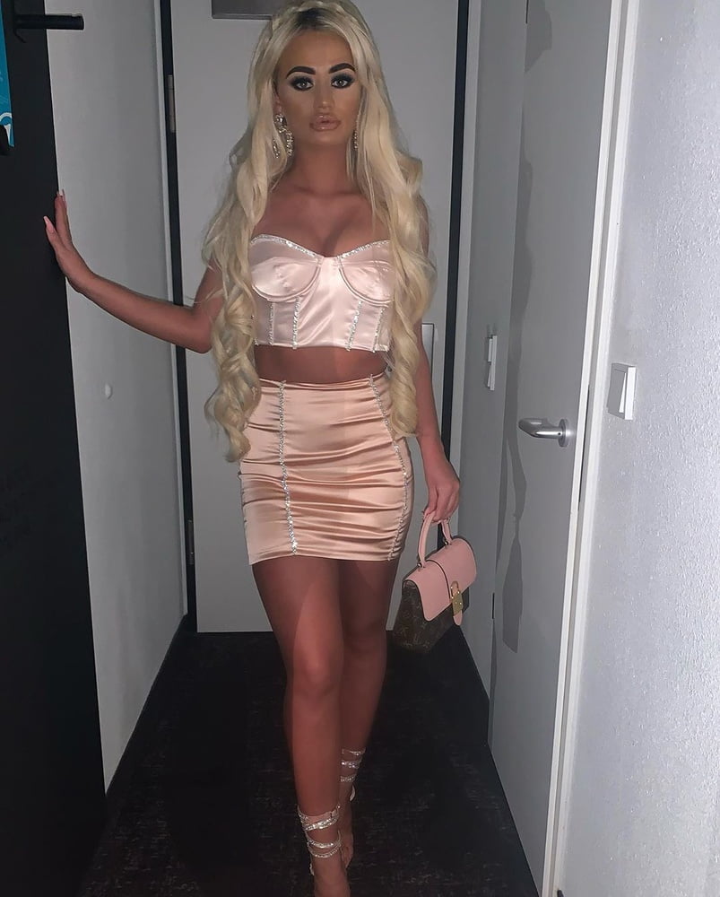 Chav Barbie Doll Courtney #105693263