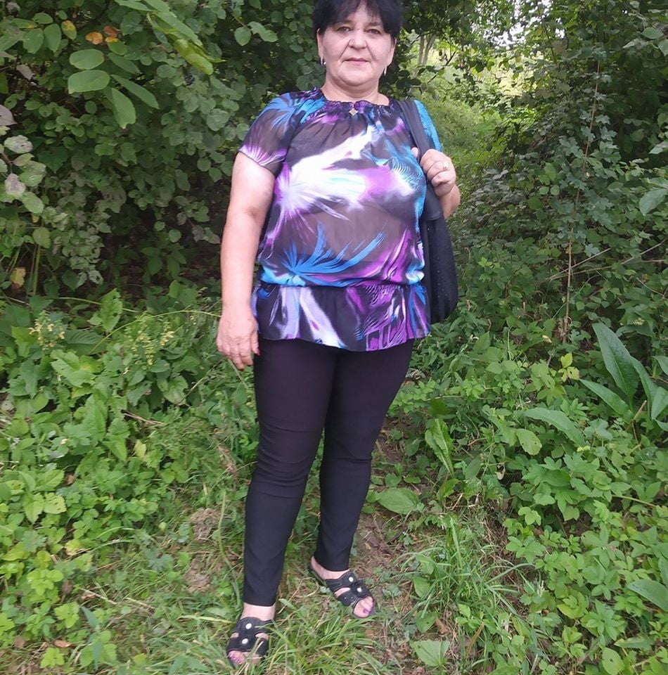 45+ mujer madura
 #104574122