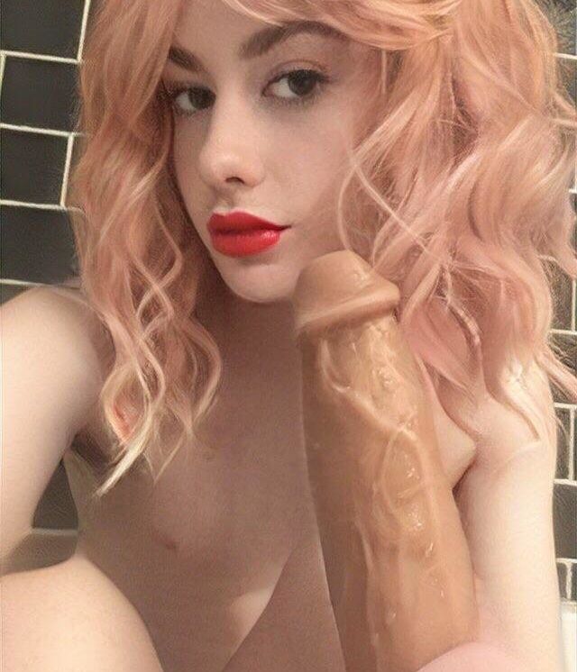 Littlefich2021 nude #109694331