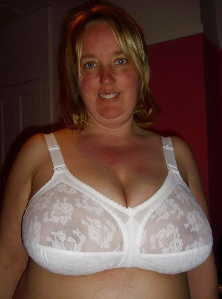 Grannies and Mature - Big boobs in and without bra #93842202