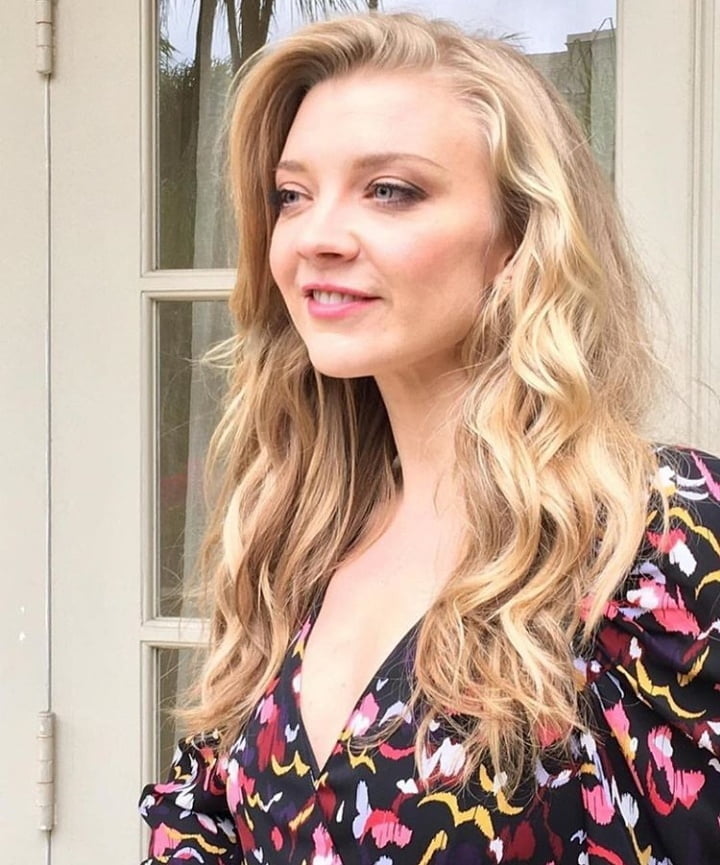 Natalie dormer stroke material
 #89576380