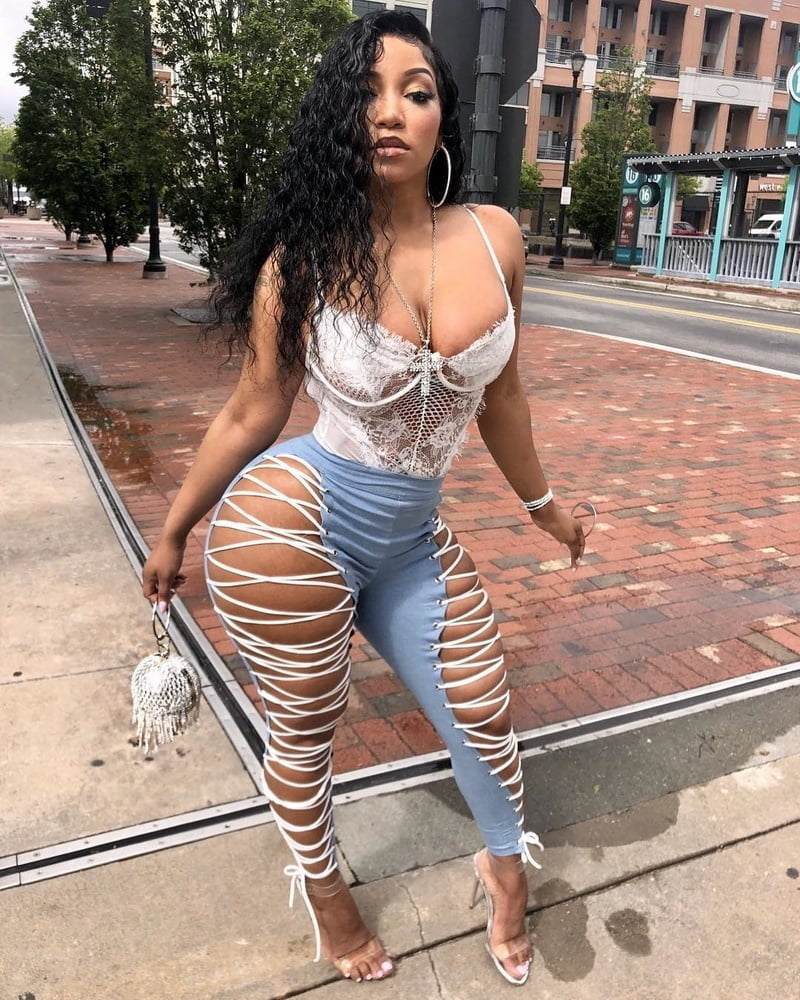 Nena caliente 34
 #92593625