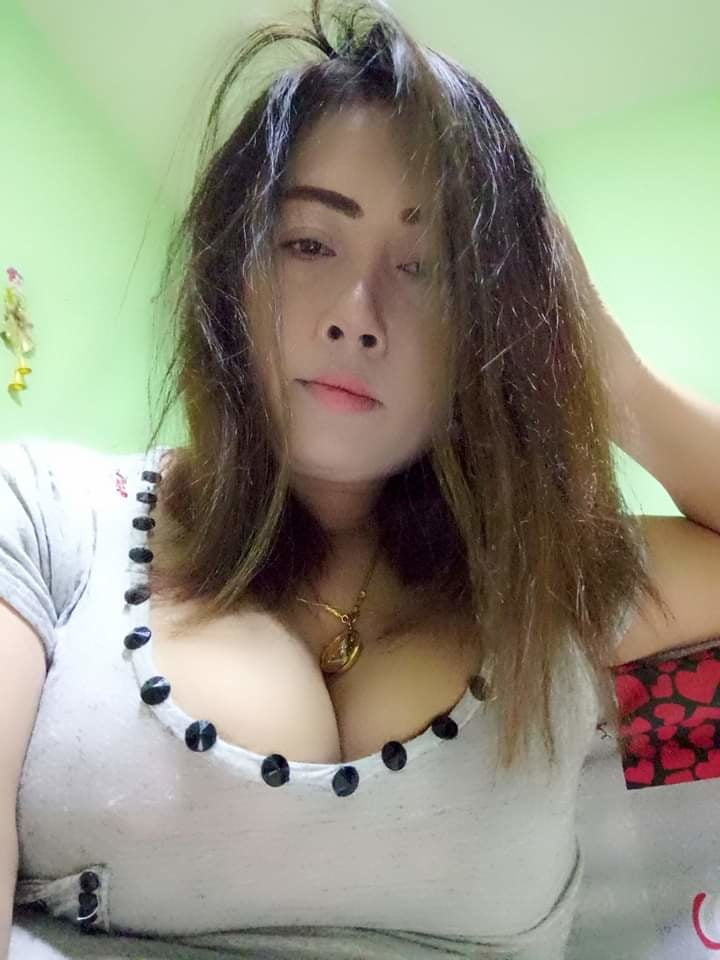 Gadis di rumah buah dada besar #91830836