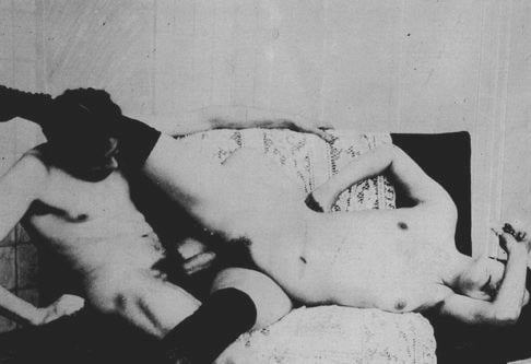Collection de porno vintage des années 1800
 #95491743