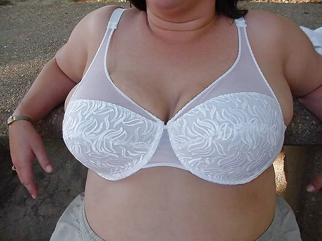 White Bra Fetish - Busty matures in white bra #91626569