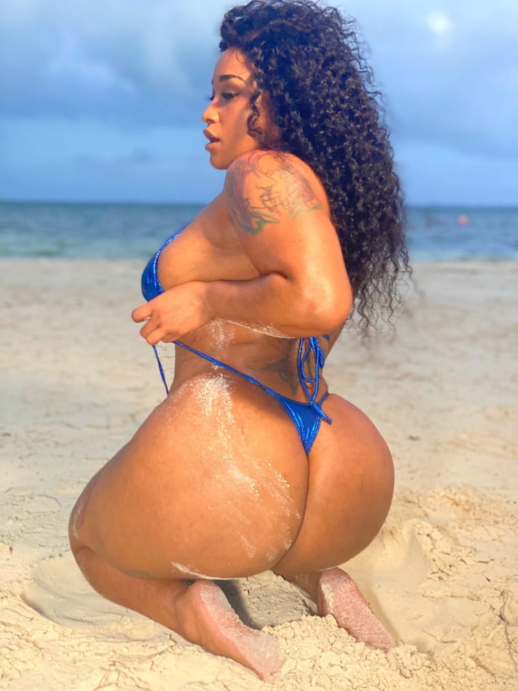 BBW - SEXY ASS #104623844