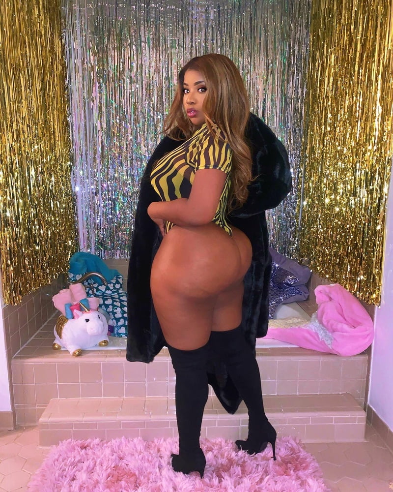 BBW - SEXY ASS #104623871