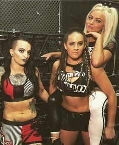 Ruby riott e liv morgan #106543087