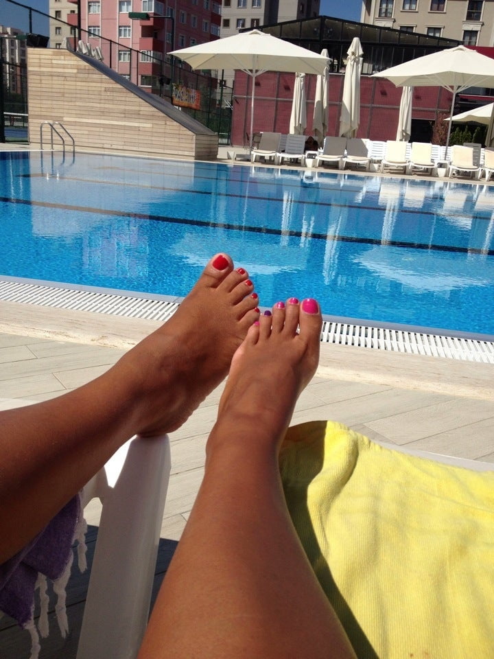 sexy turkih women&#039;s feet 7 #89575695