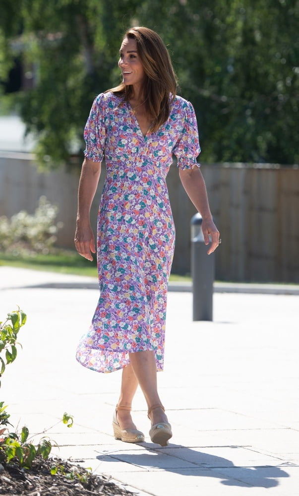 Kate Middleton, floral dress, jun.2020 #81163928