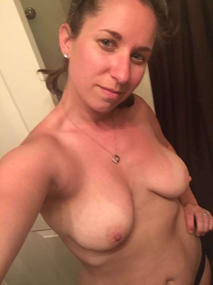 US wife M #90669806