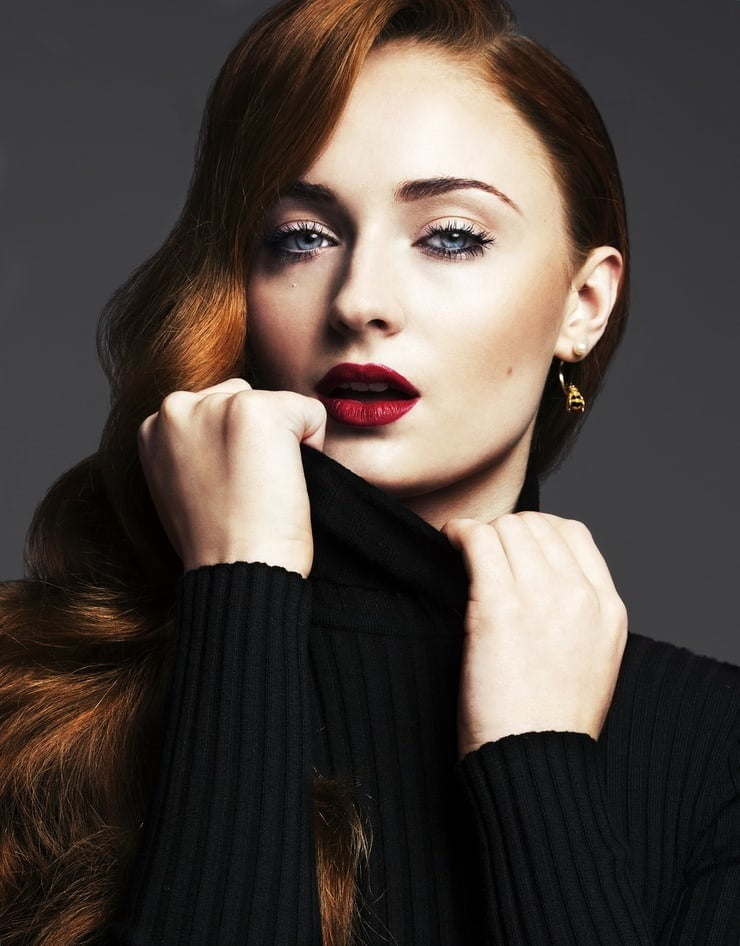 Sophie Turner cum trigger
 #82002537