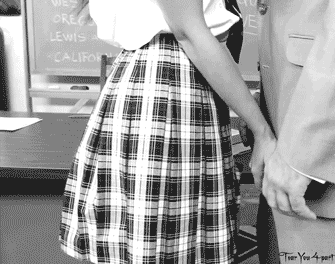 Chicas en uniforme....
 #80248706