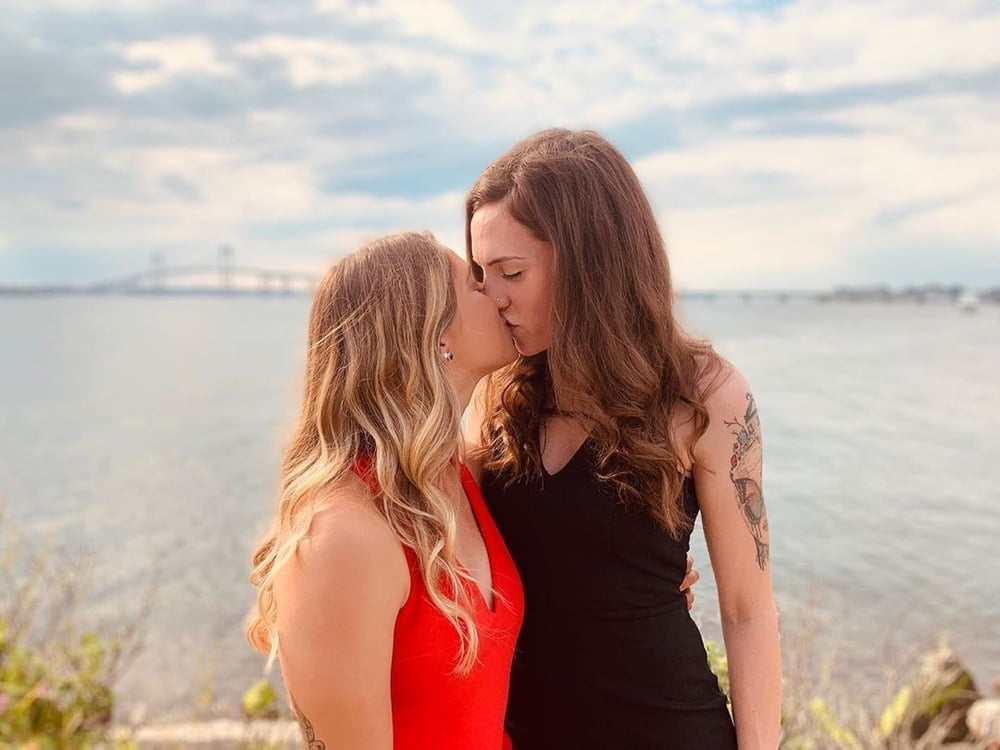 ¡Besos de chica! 4
 #88528730