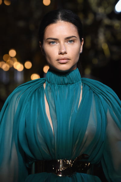 Adriana lima mode-model
 #103143759