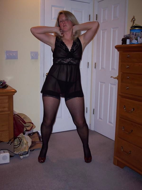 Hot milf Kimberly exposed by her stupid cuckold husband #104251368
