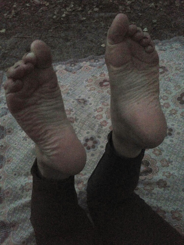 Tina voitik pieds fétiches
 #91051292