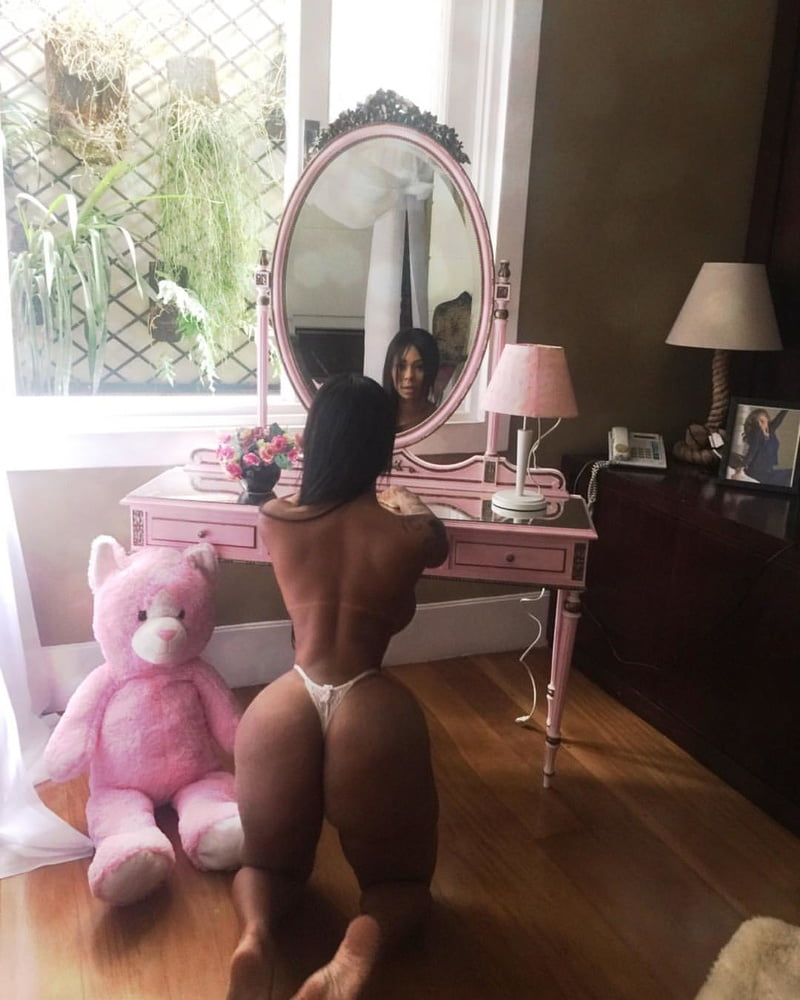 morena safada #80041760