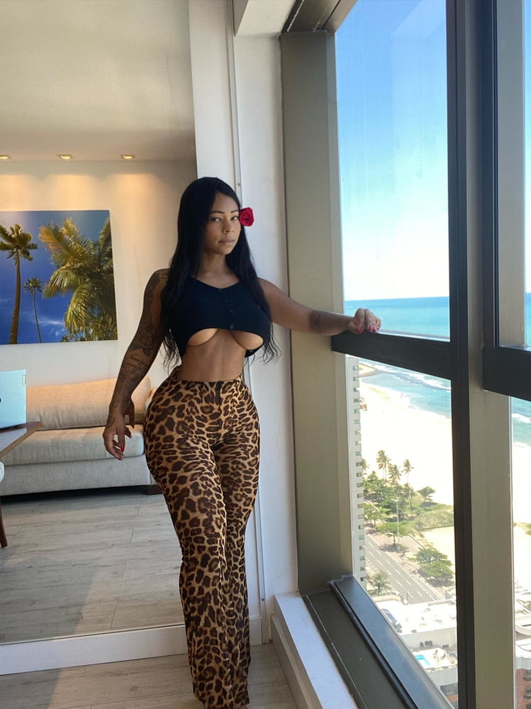 morena safada #80041835