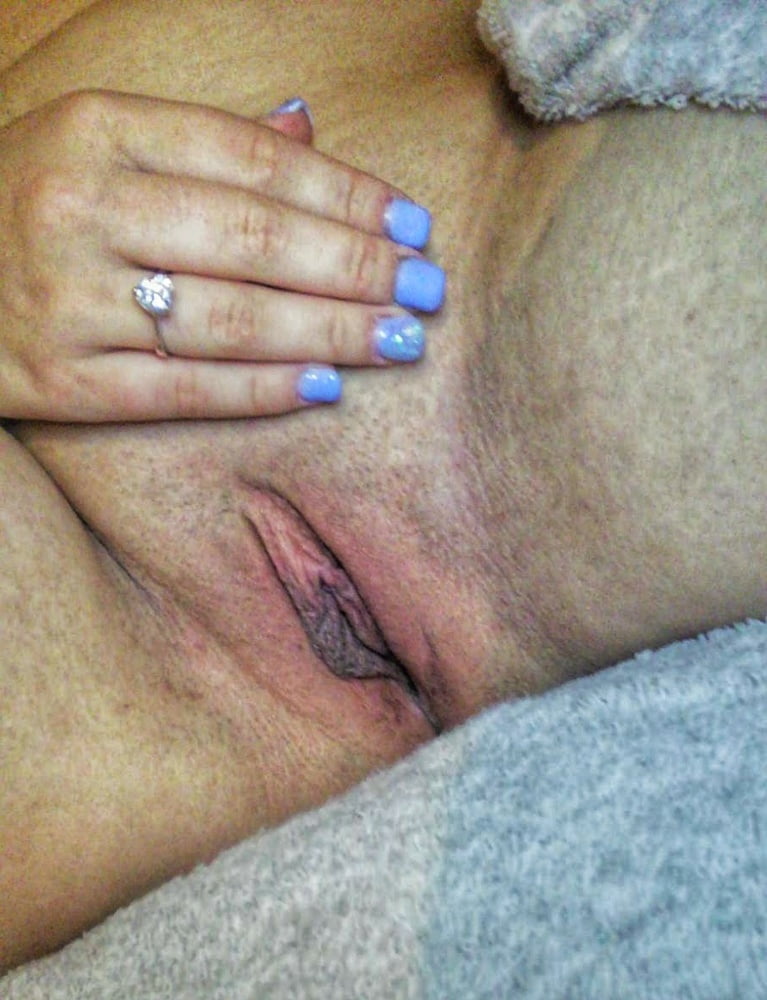 Puta desnuda 1
 #101591279