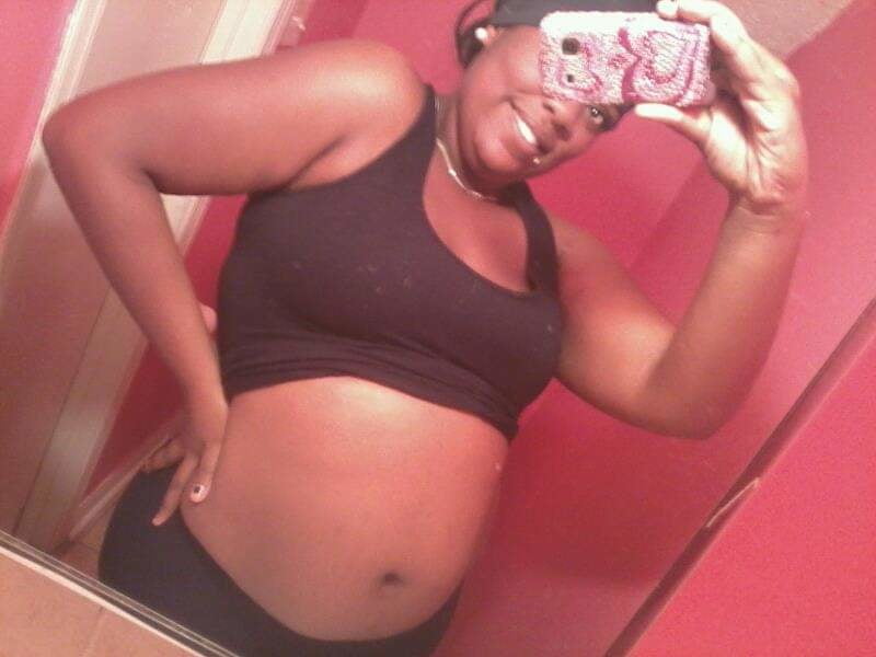 妊娠中の黒アザマスター
 #98957064