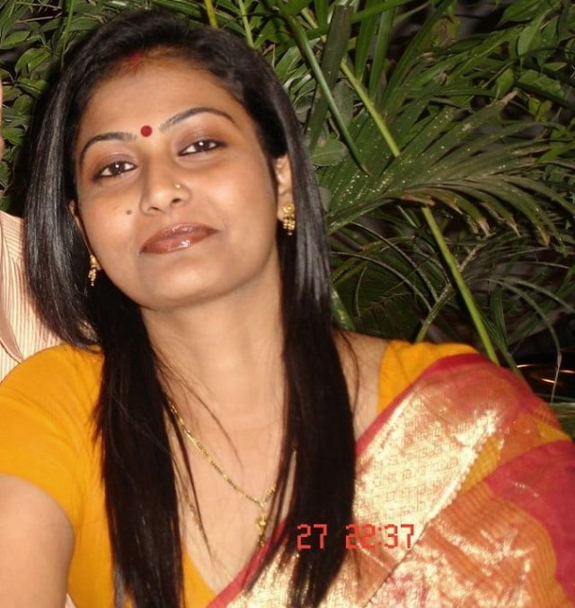 サンディヤ、ハードコアの家庭的な妻デシ・インディアン
 #93849988