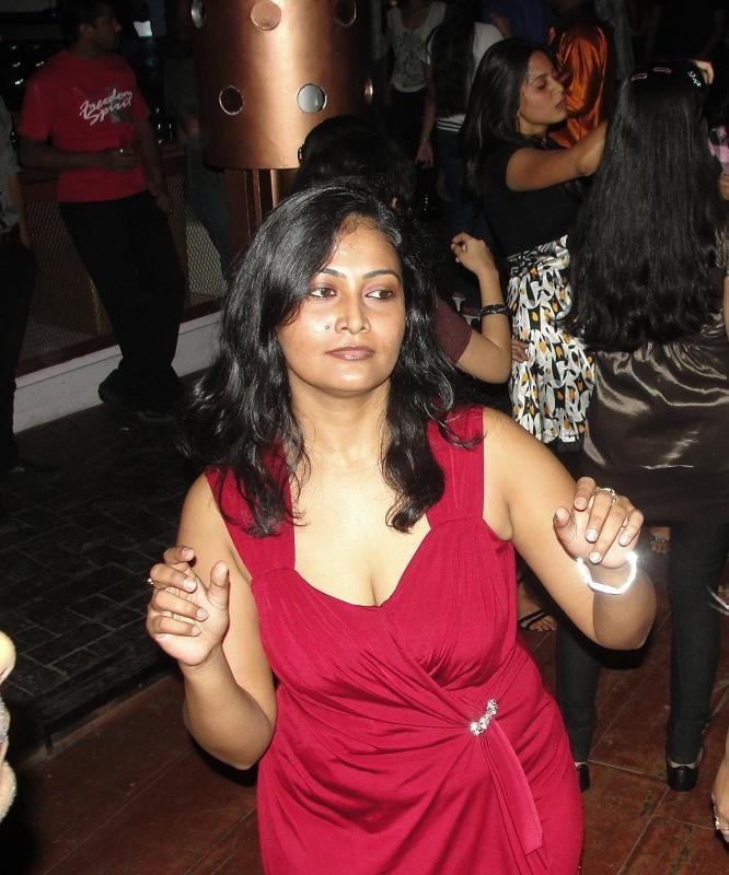 Sandhya, moglie casalinga hardcore desi indiana
 #93850114