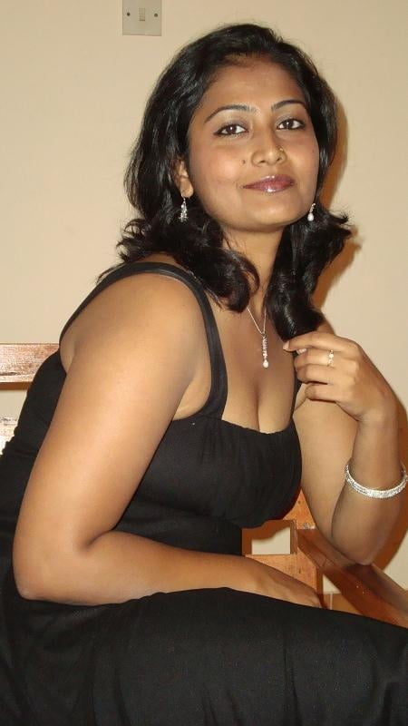 Sandhya, moglie casalinga hardcore desi indiana
 #93850129