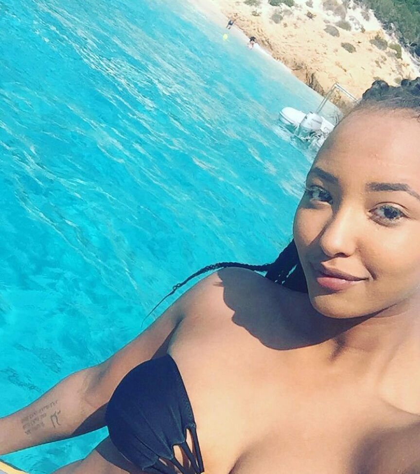 Naomi Schiff nude #108532509