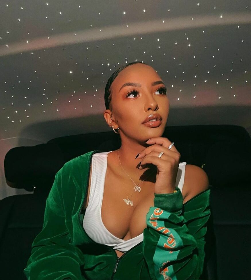 Naomi Schiff desnuda #108532513