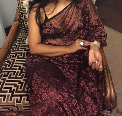 Sexy desi Frau saree mit BH
 #98735721