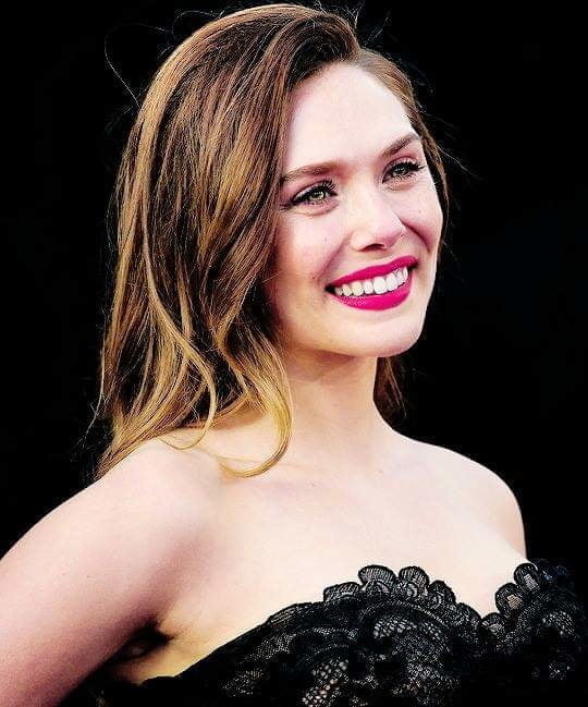 Elizabeth olsen abspritzen ziel
 #91690333