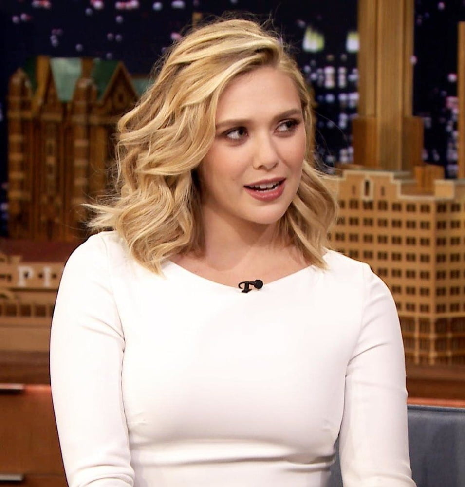 Elizabeth Olsen cum target
 #91690451