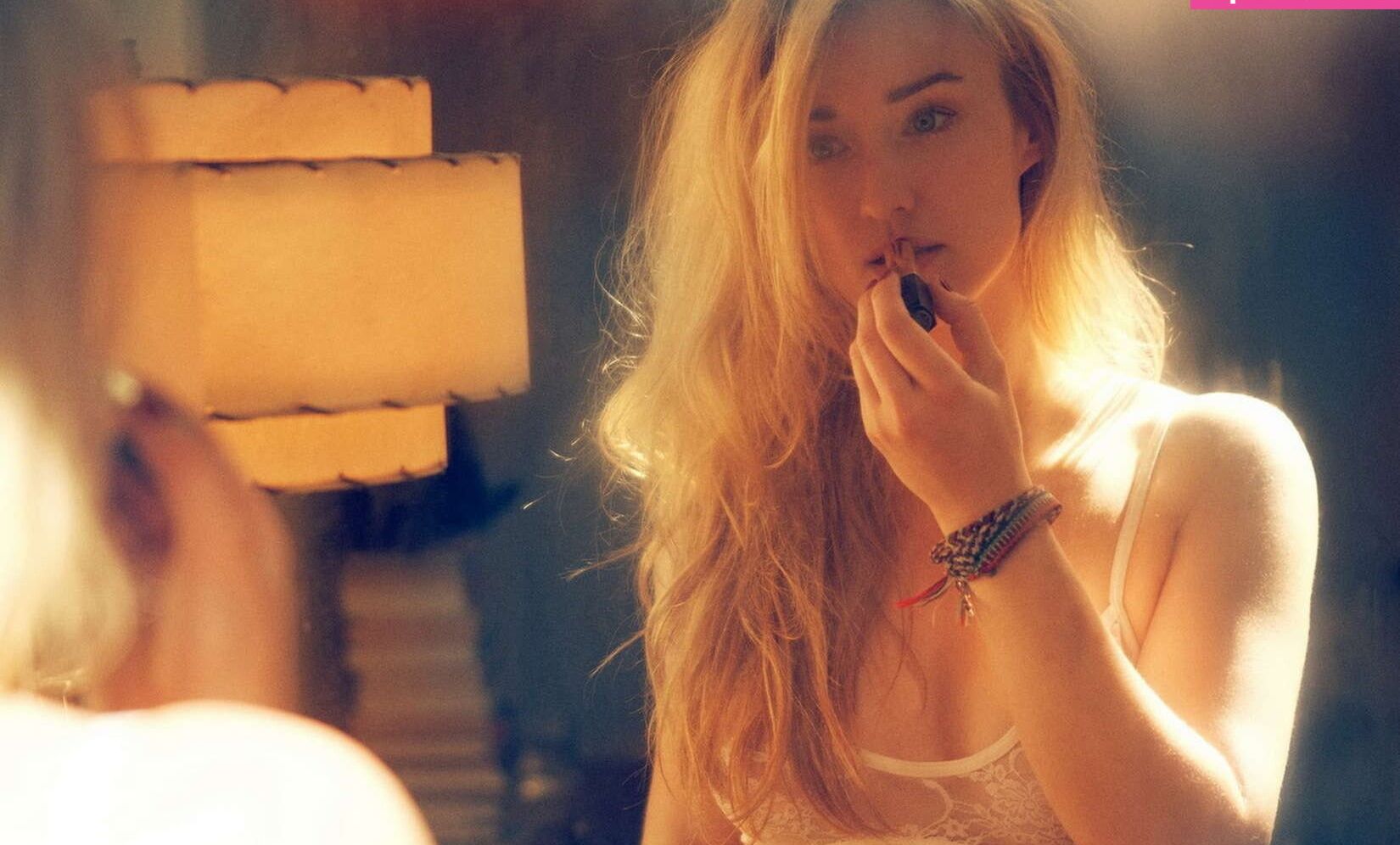 Ashley Johnson desnuda #108183009