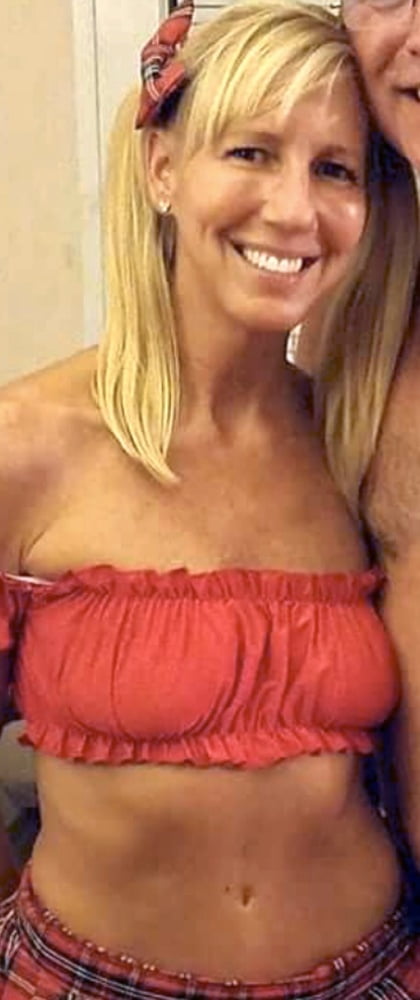 Wunderschöne blonde Milf Hausfrau aus Missouri
 #105595751