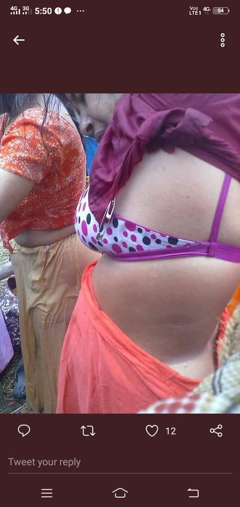 インドの脂肪おばさん2
 #80567654