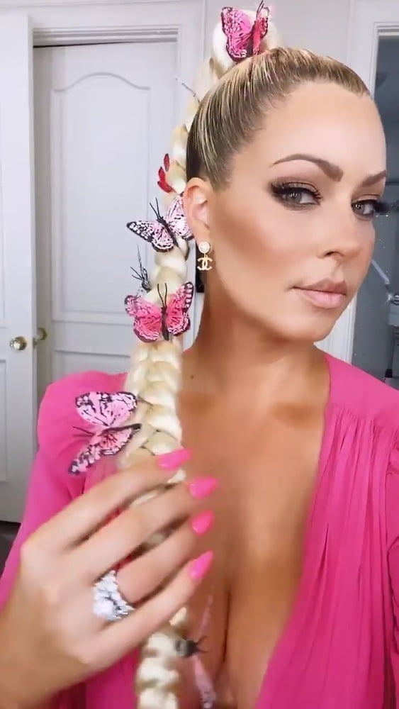 Maryse ouellet mizanin
 #81598048