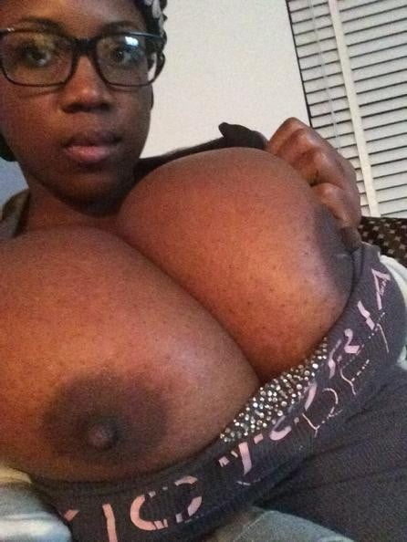 Ebony Tits Selfie