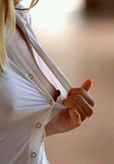 綺麗な乳房
 #100673155