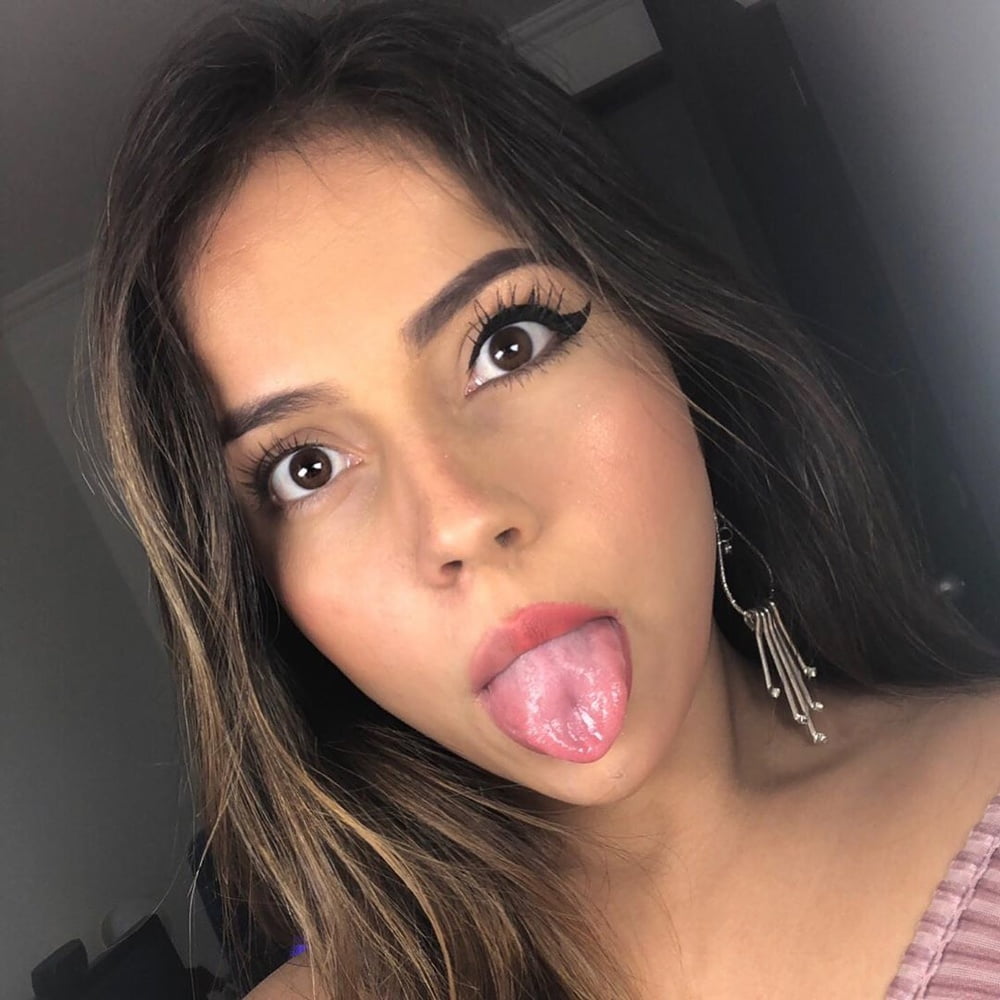 Tongues Out 2020 - vol 8 #95516297