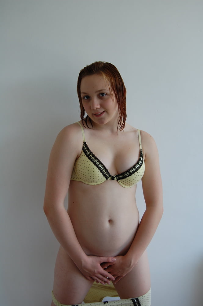 Lencería amarilla
 #81224554